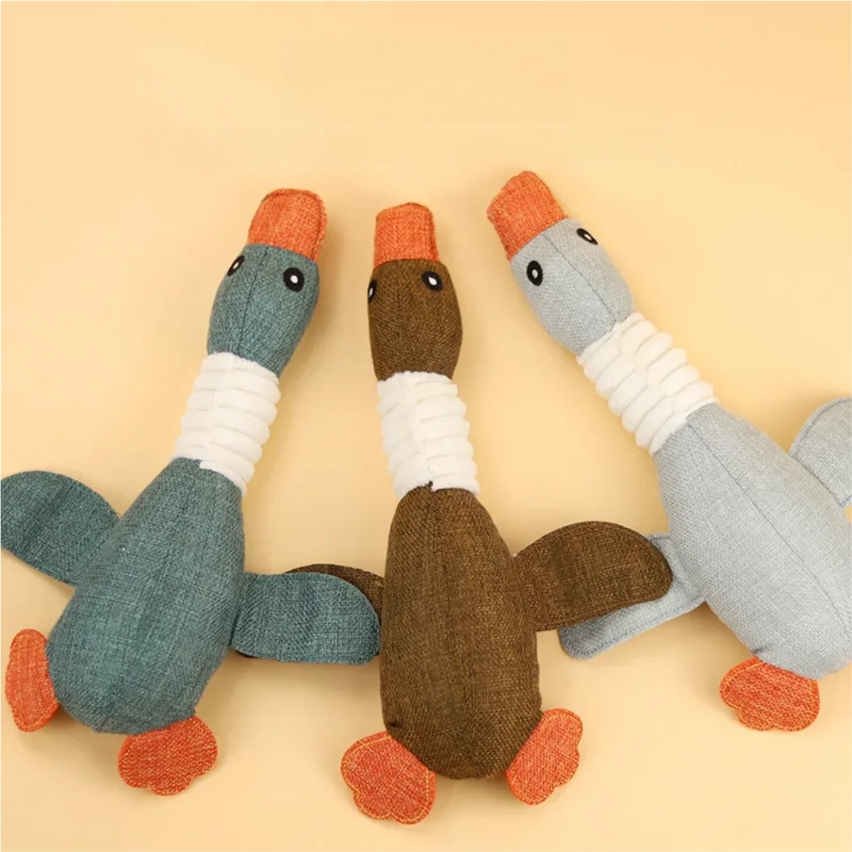 Realistisches Quietschspielzeu – Interactive Squeaky Plush Dog Toy Bewertung und Preis